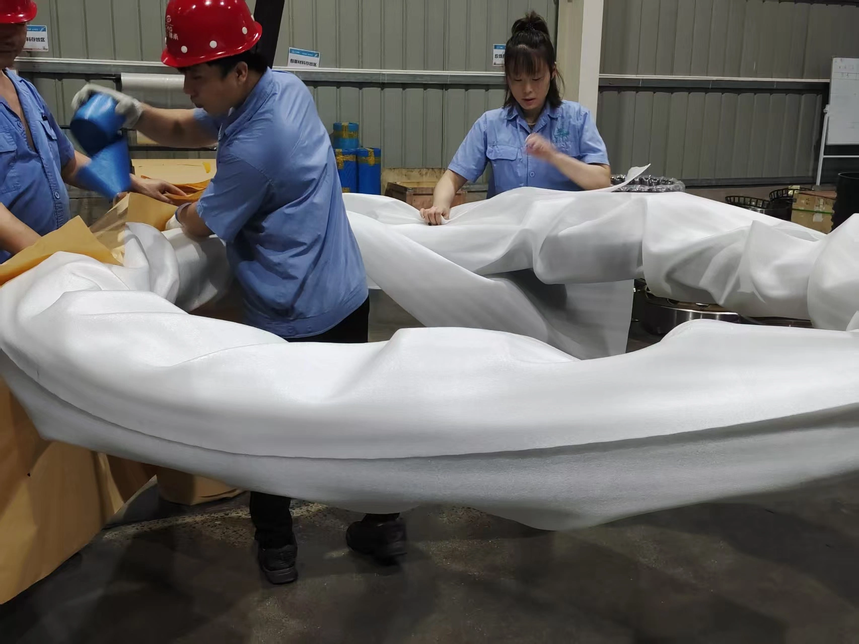 Large-Size Slewing Bearings